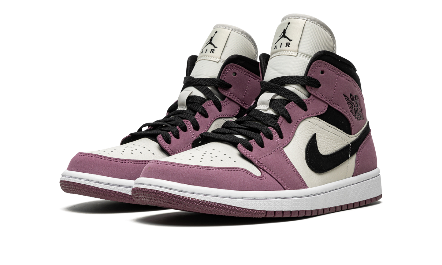 AIR JORDAN 1 MID SE WMNS "Berry Pink" DC7267 500