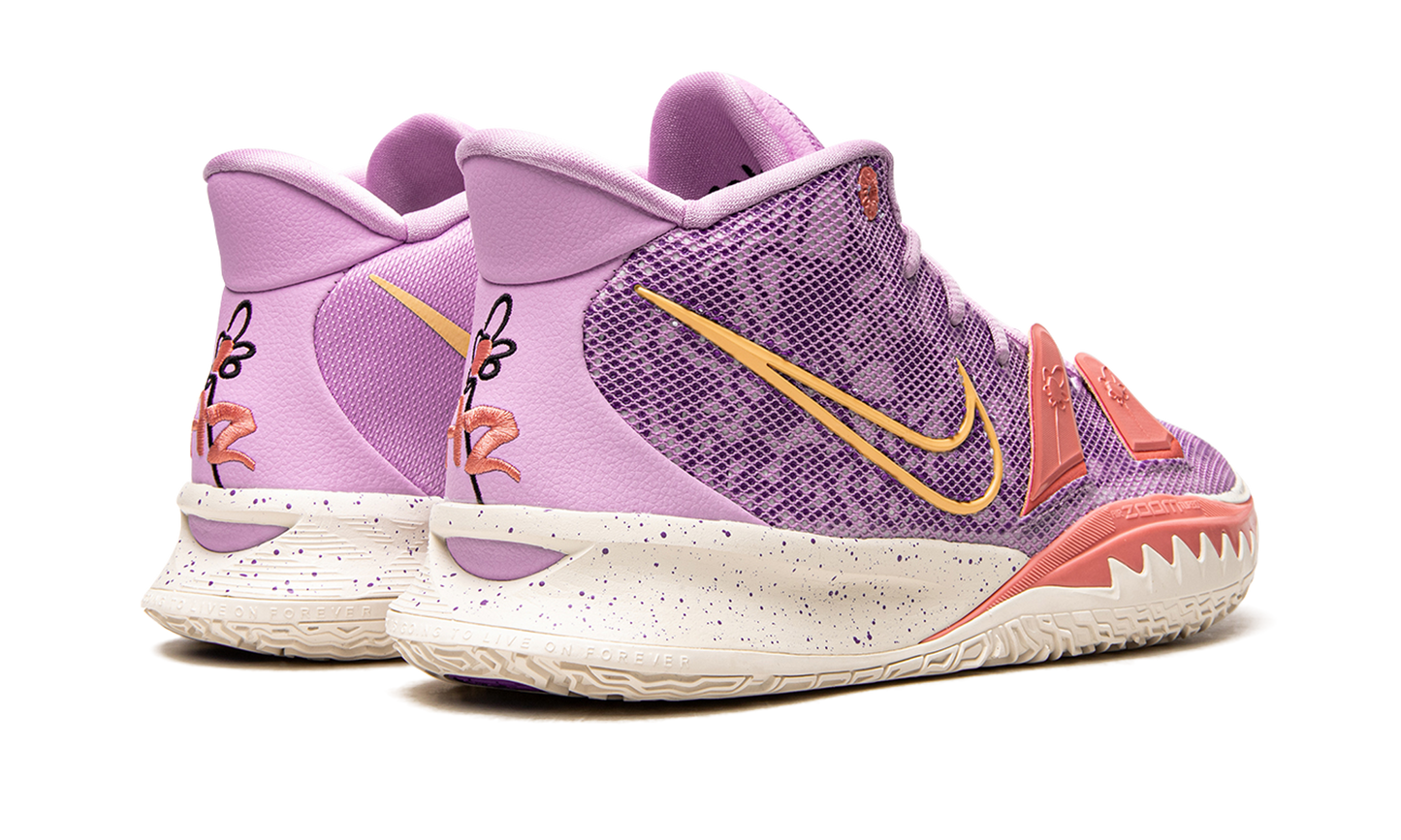 Kyrie 7 "Daughters" CQ9326 501