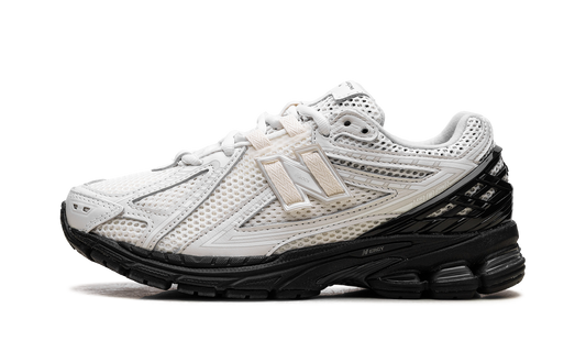 1906R "Comme des Garcons Homme - White" M1906RCO