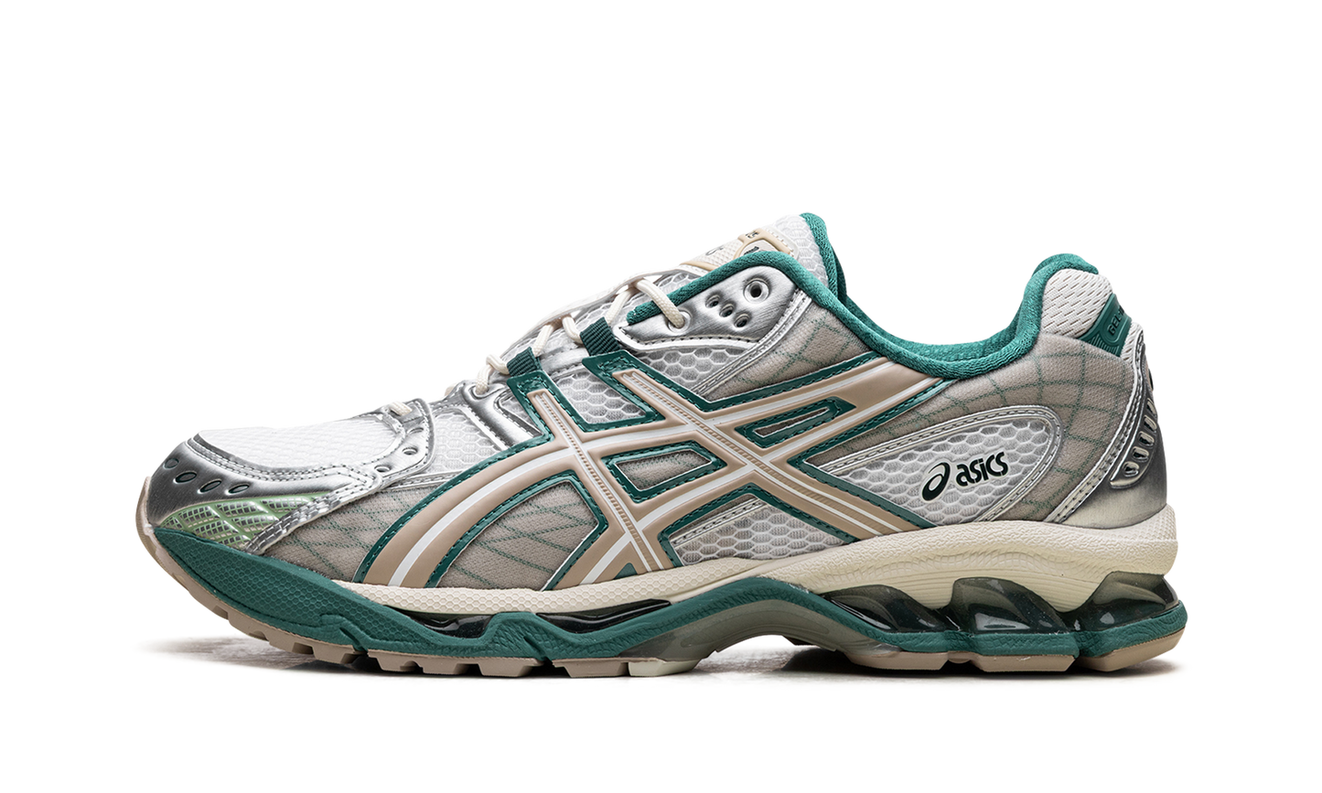 GEL-Nimbus 10.1 "White/Rainy Lake" 1203A543 102