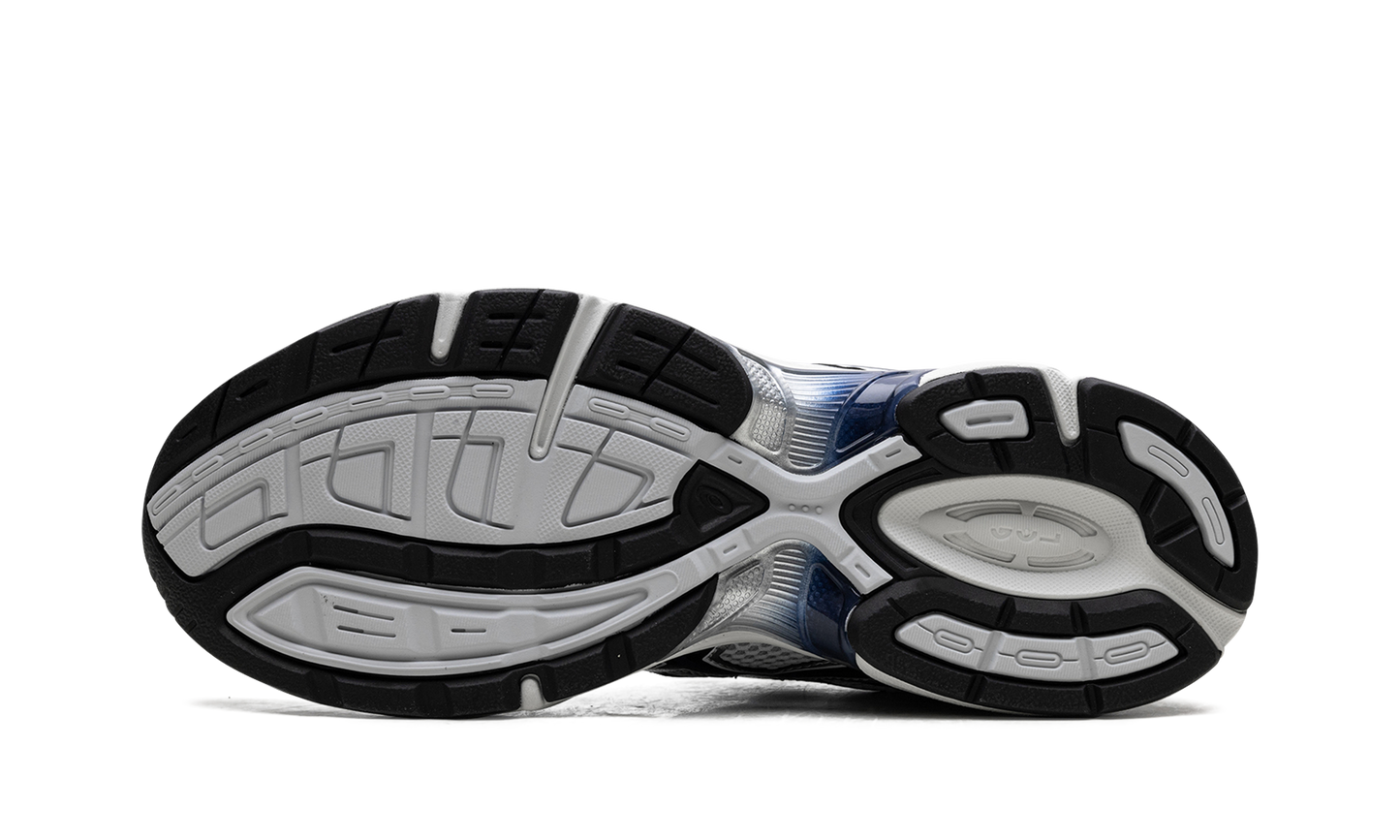 GEL-1130 "Glacier Grey/Black" 1203A686 020