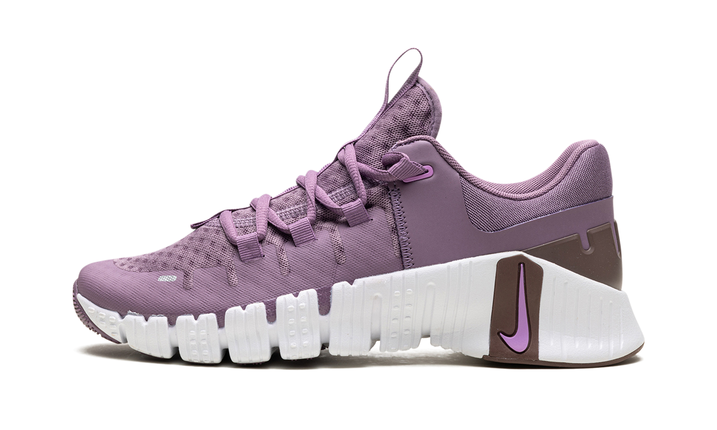 Free Metcon 5 WMNS "Violet Dust" DV3950 500