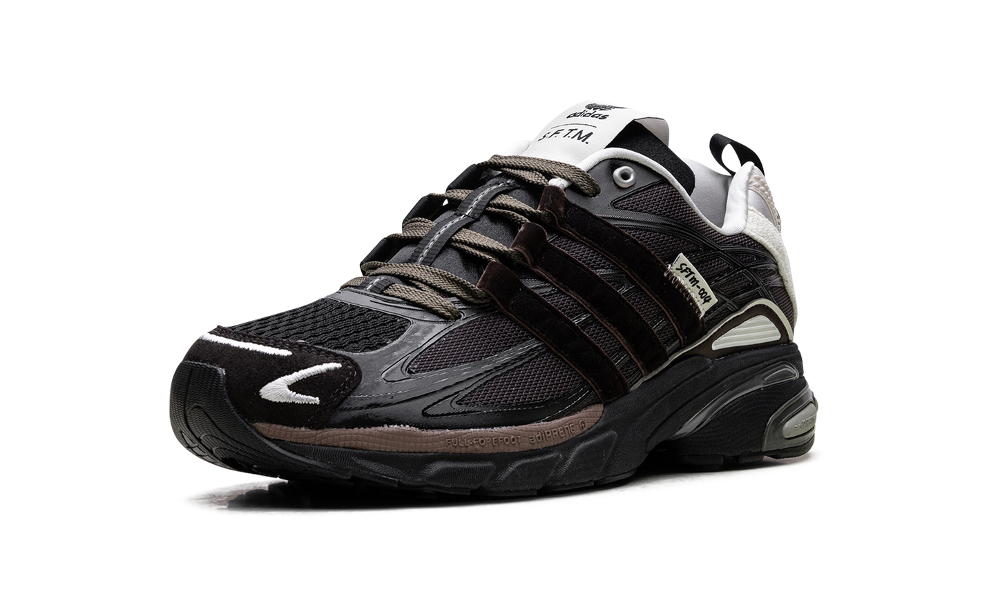 Adistar Cushion "Song For The Mute - 'Core Black Dark Brown'" JH9007