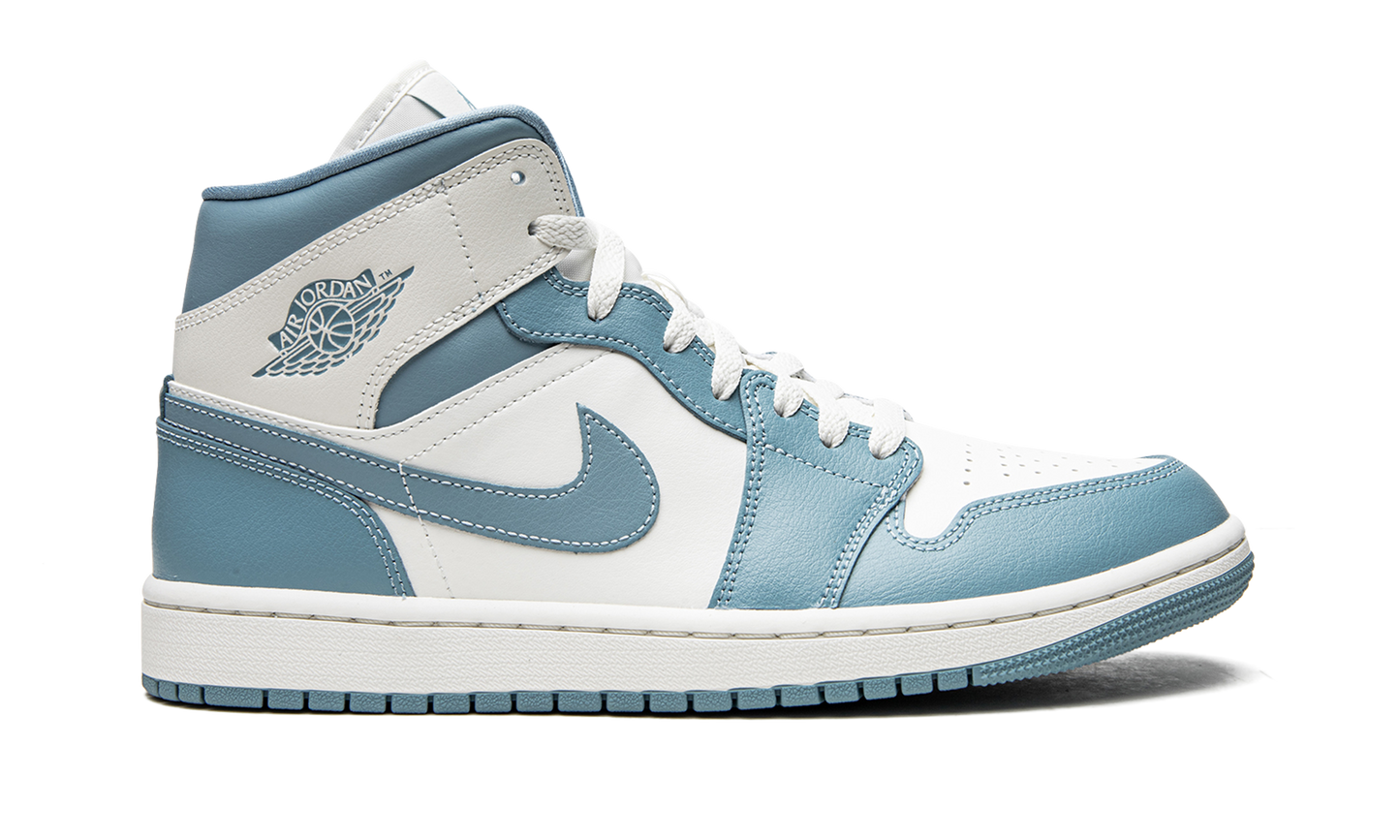 AIR JORDAN 1 MID WMNS "UNC" BQ6472 141