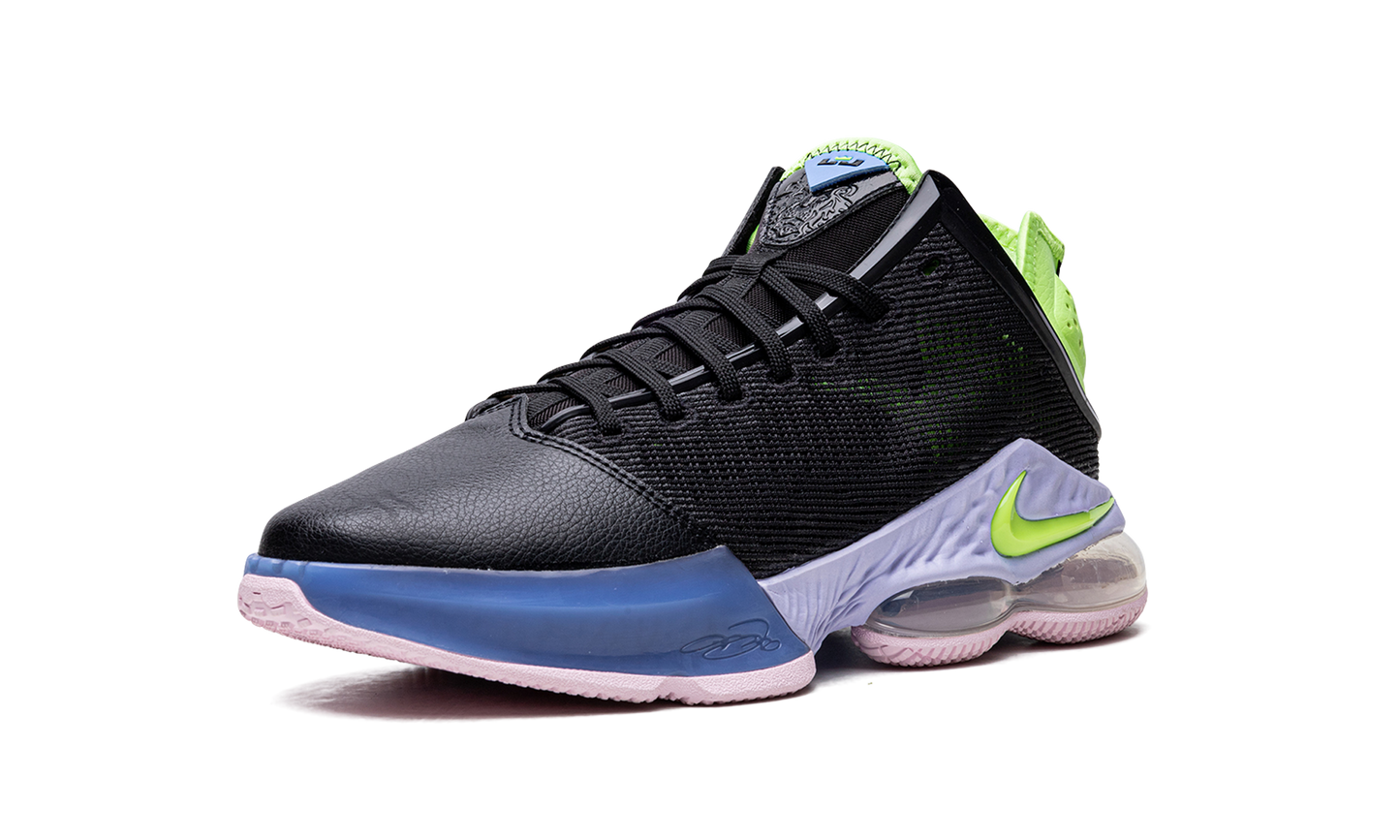 LeBron 19 Low "Black / Ghost Green" DO9829 001