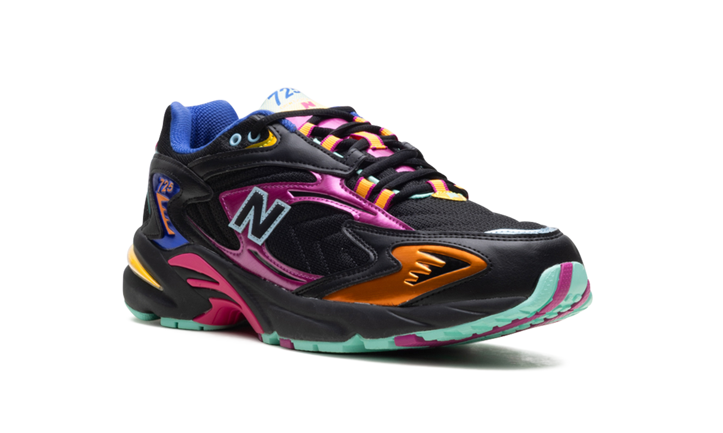 725v1 "Neon Nights Pack" ML725CCP