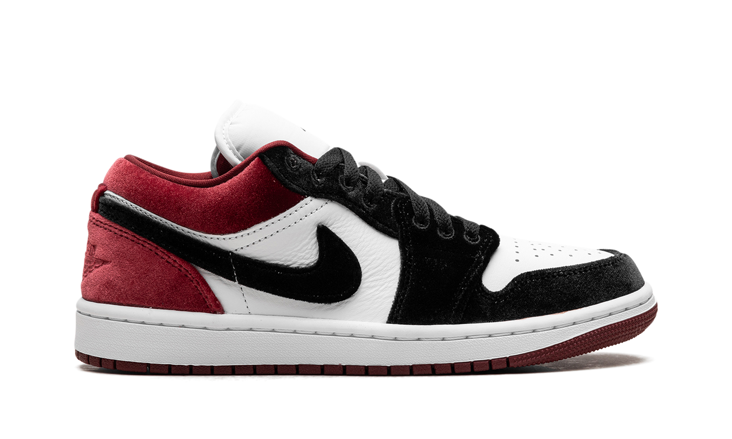 Jordan 1 Low SE WMNS "Velvet Black Toe" FZ3242 001