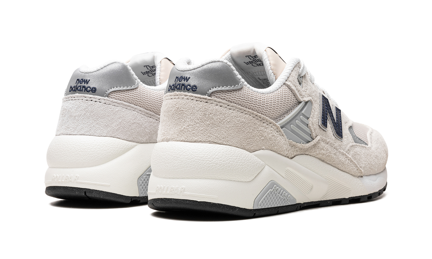 580 "Nimbus Cloud" MT580GNV