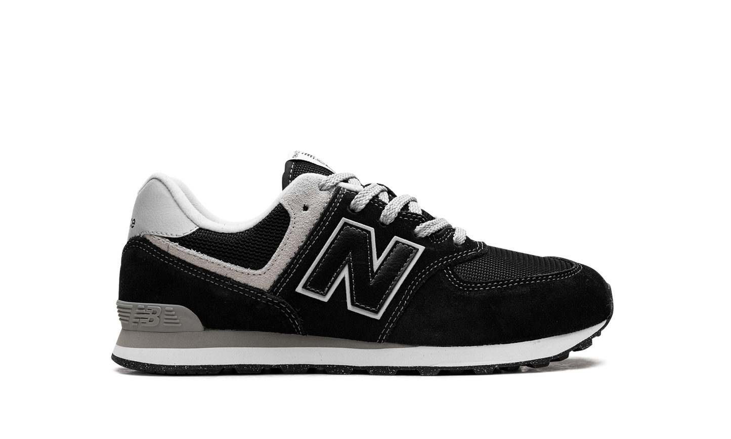 574 GS "Core Pack - Black White" GC574EVB