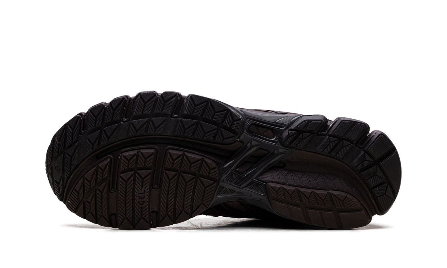 Gel-Kayano 20 "Unaffected - Dark Cherry" 1203A529 600