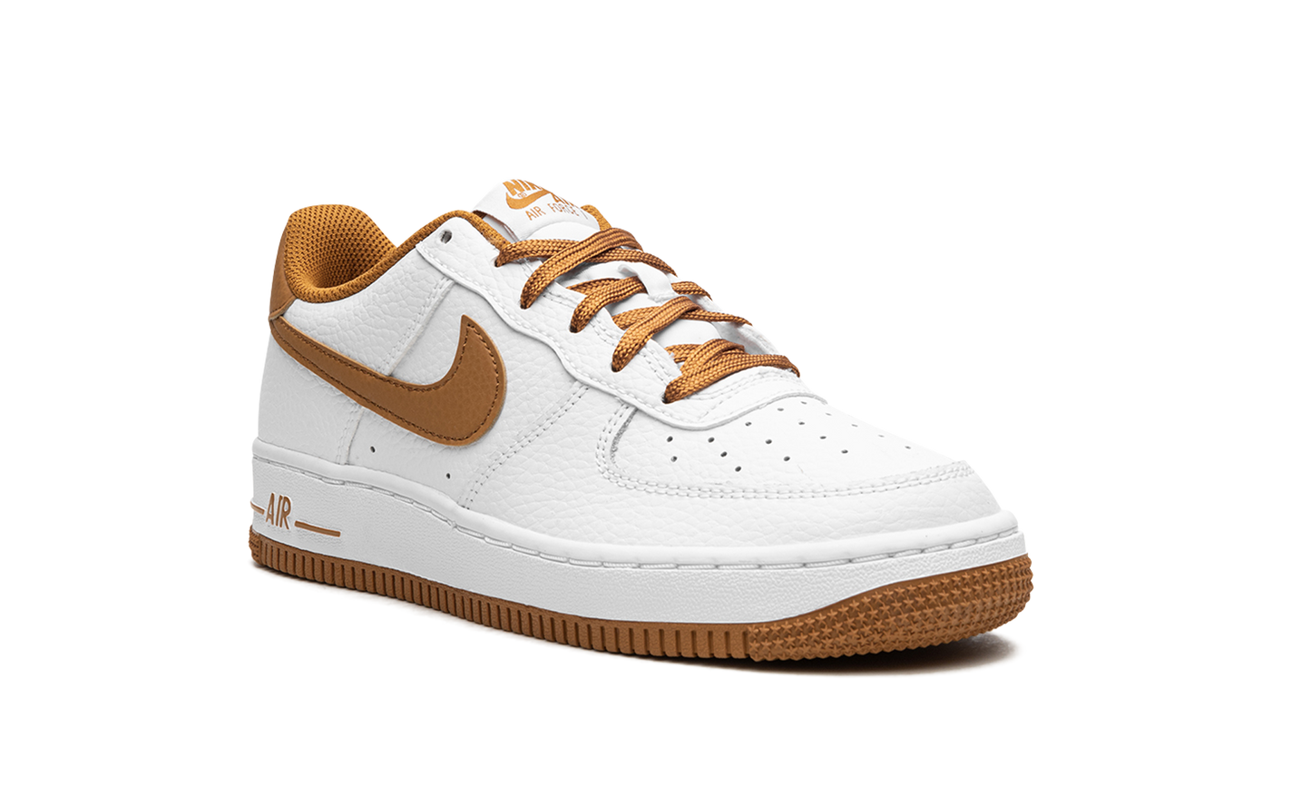 Air Force 1 Low GS "Desert Ochre" FJ0706 100