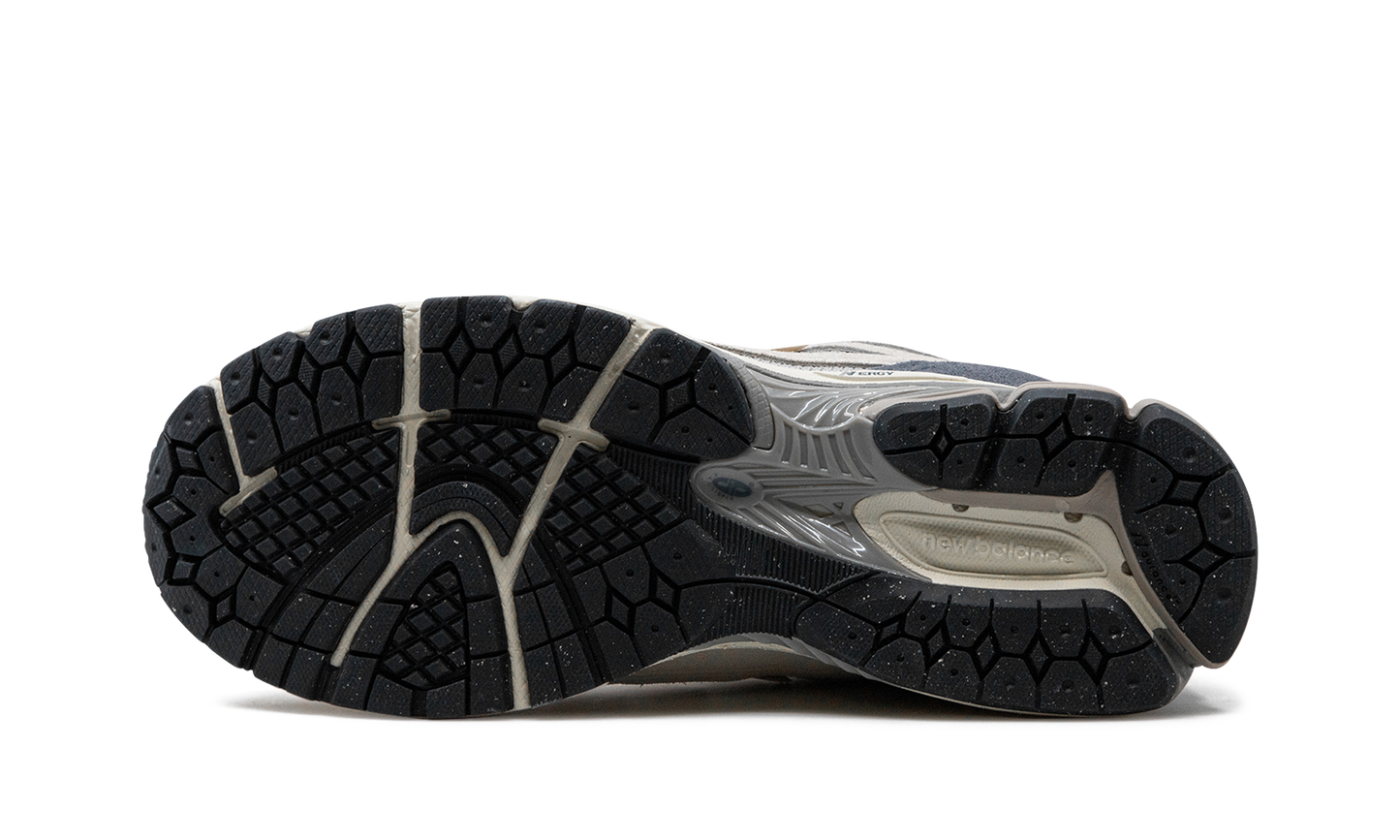 1906F "LINEN" M1906FH