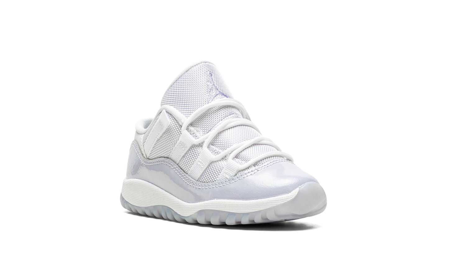 Air Jordan 11 Low TD "Pure Violet" 645107 101