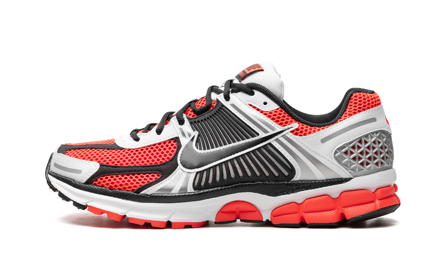 Zoom Vomero 5 SE "Bright Crimson" CZ8667 600