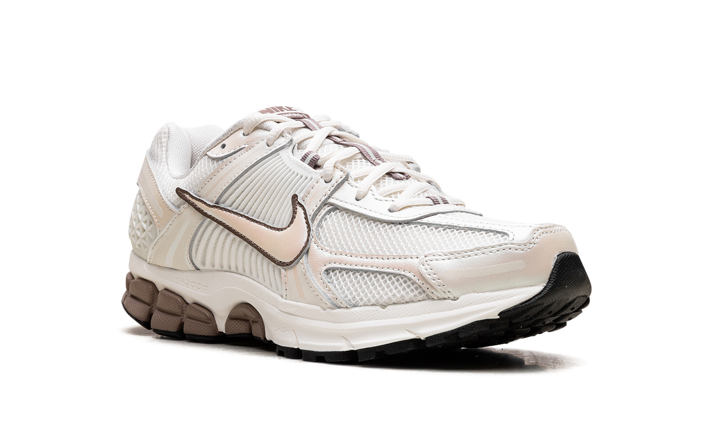 Air Zoom Vomero 5 WMNS "Sail Mink Brown" IB8129 133