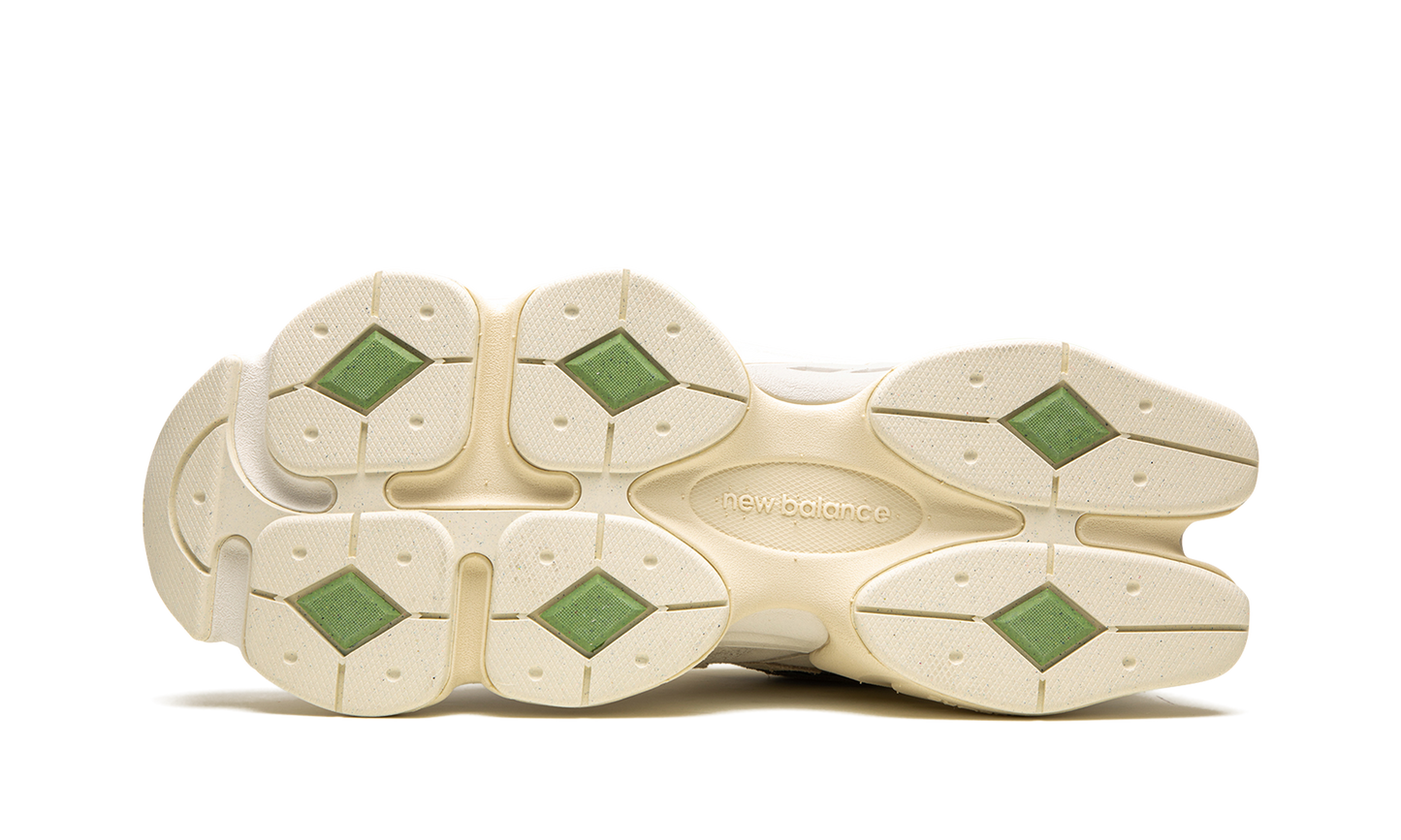 9060 "Bricks and Wood" U9060BW1