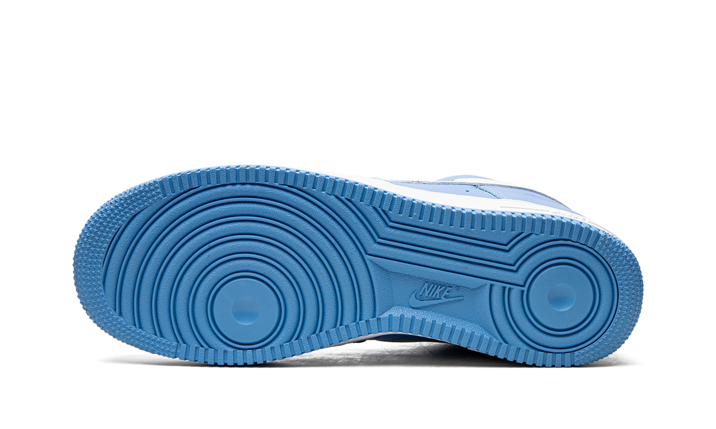 Air Force 1 Low "Color Of The Month" DM0576 400