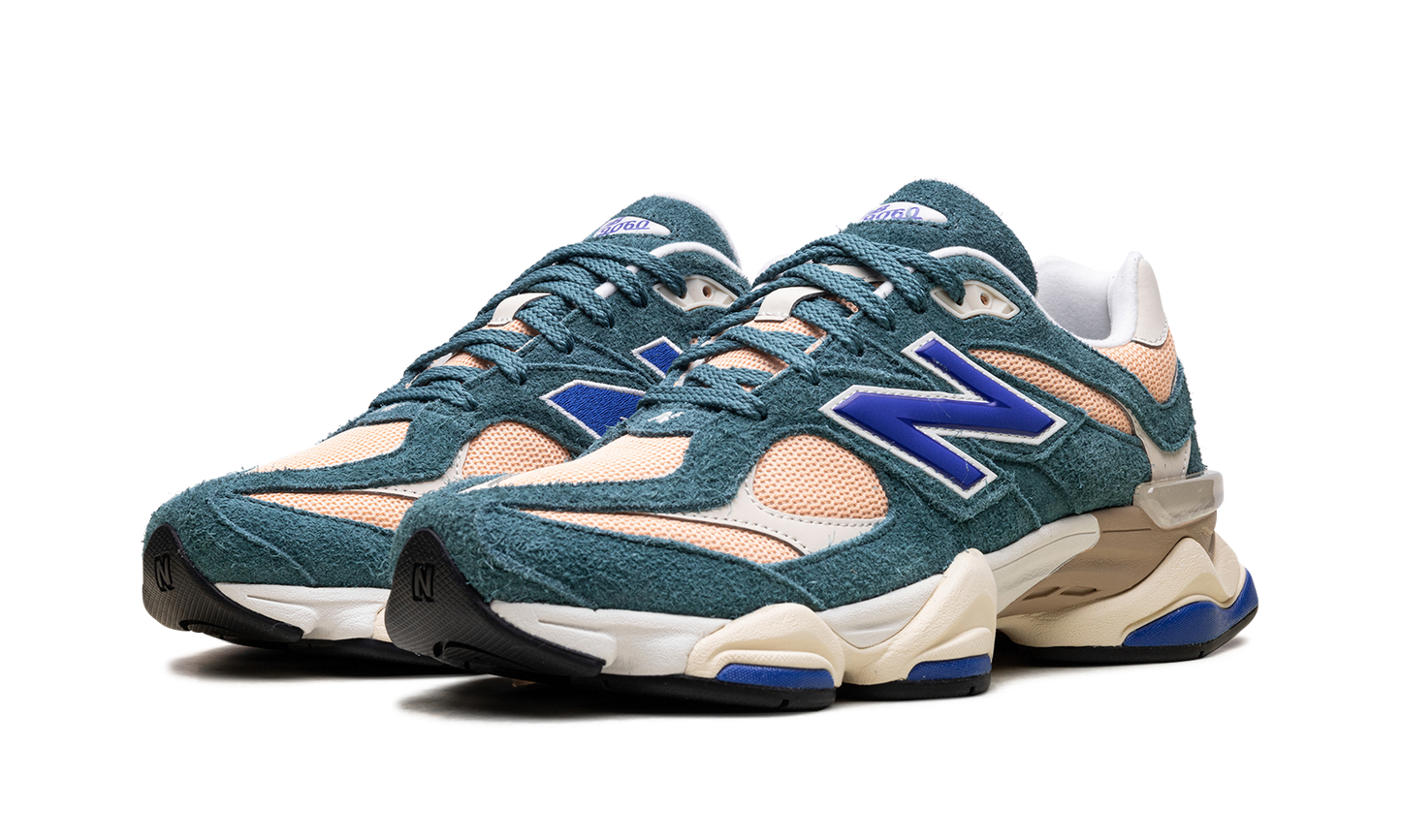 9060 "New Spruce Purple" U9060GEC