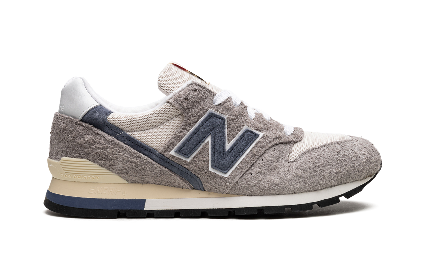 996 "Made in USA - Grey/Navy" U996TE
