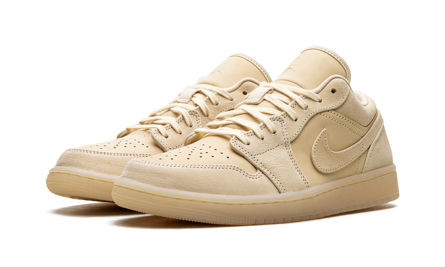 Air Jordan 1 Low SE WMNS "Sand" FZ3972 294