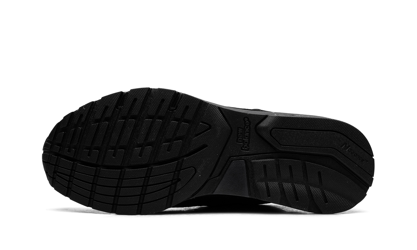 992 "Made in USA - Triple Black" U992TB