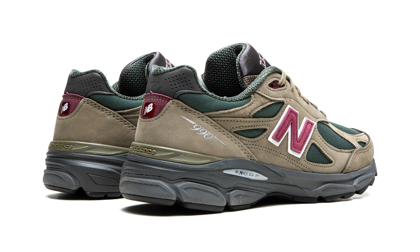 990v3 "Teddy Santis - Green/Purple" M990GP3