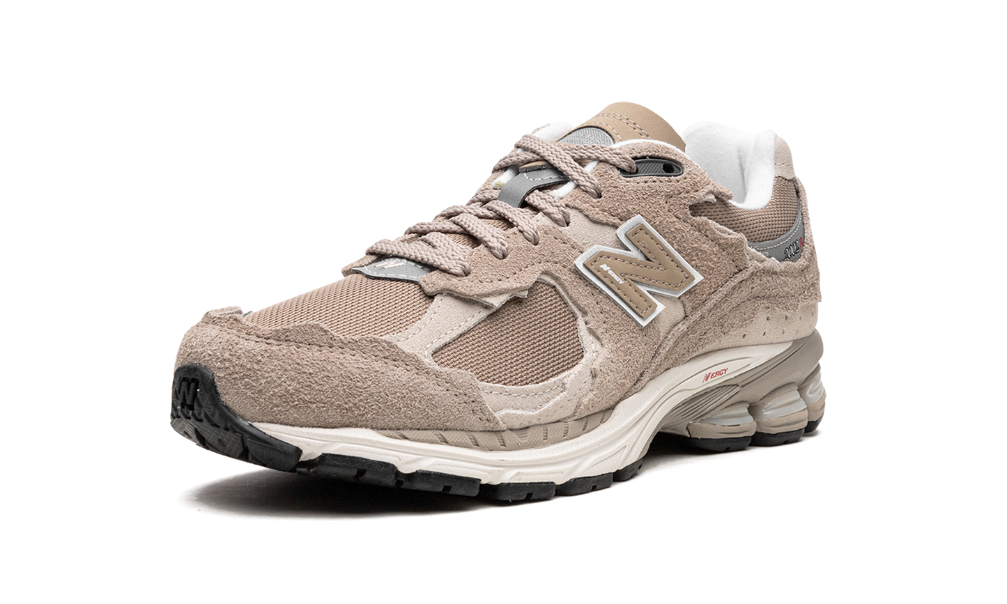 2002RD "Driftwood/Sea Salt" M2002RDL