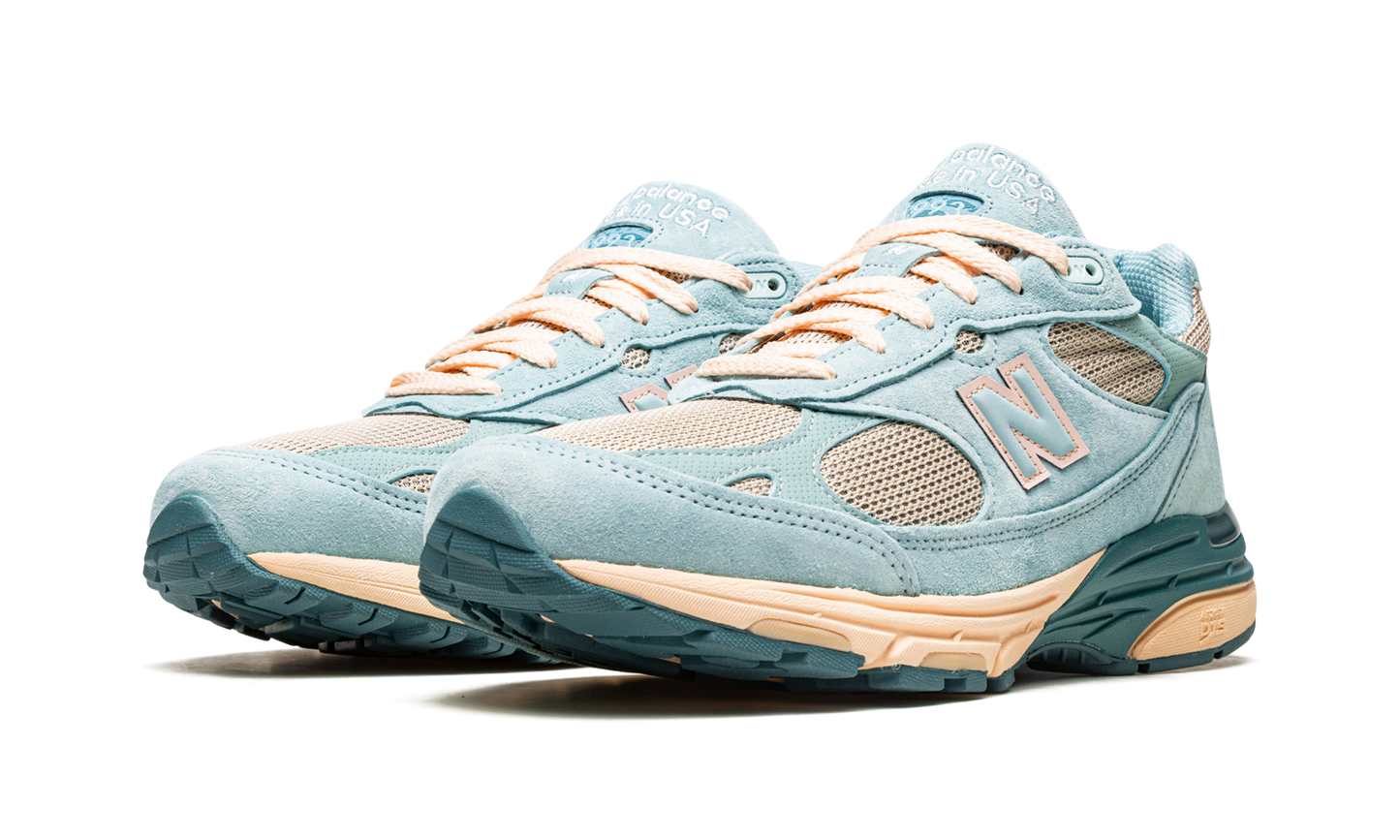 993 "Joe Freshgoods - Performance Art Arctic Blue" MR993JF1