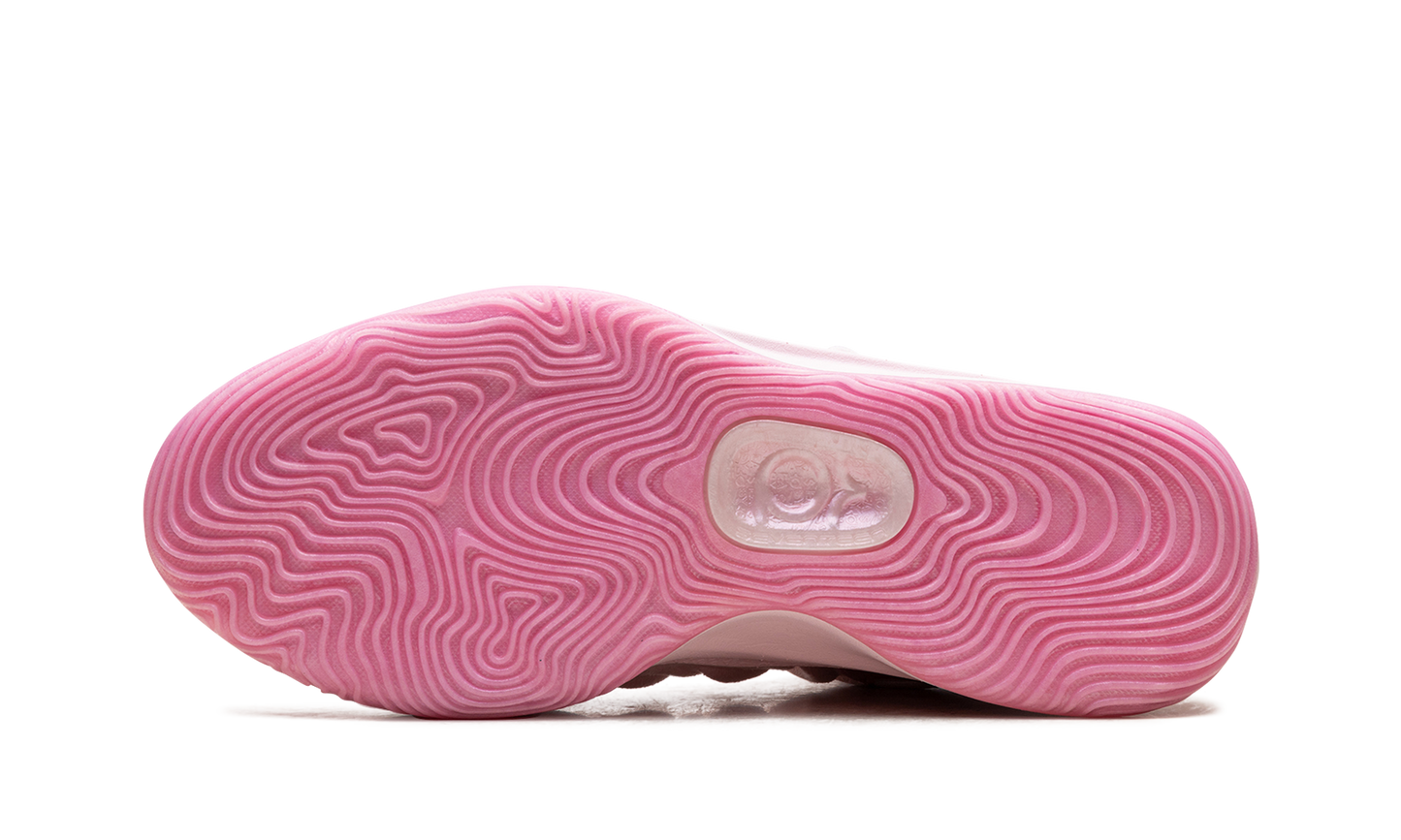 KD 17 "Aunt Pearl" FZ1518 600