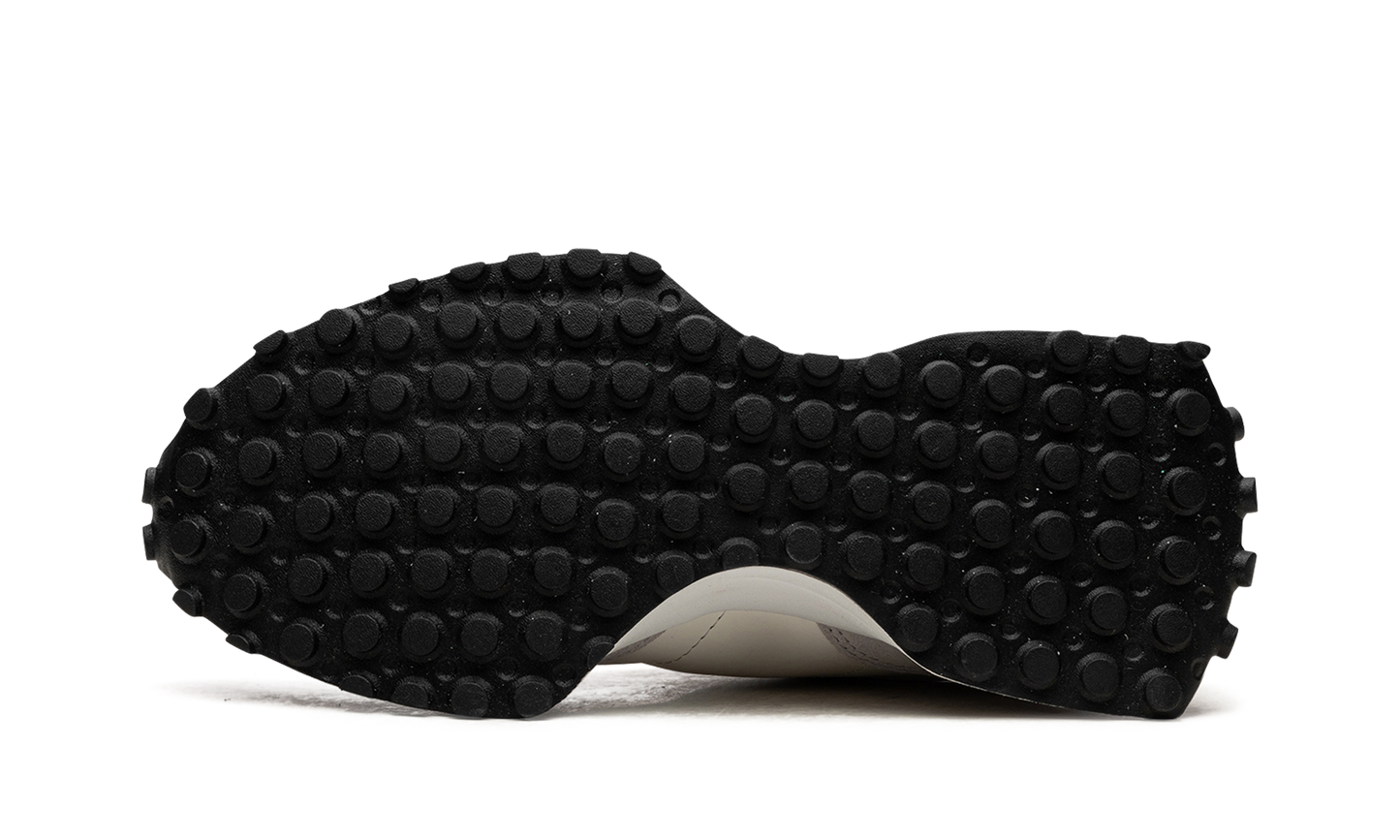 327 WMNS "White Green" WS327LG