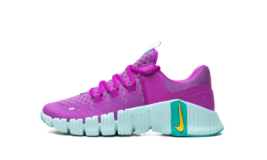 Free Metcon 5 WMNS "Hyper Violet" DV3950 501