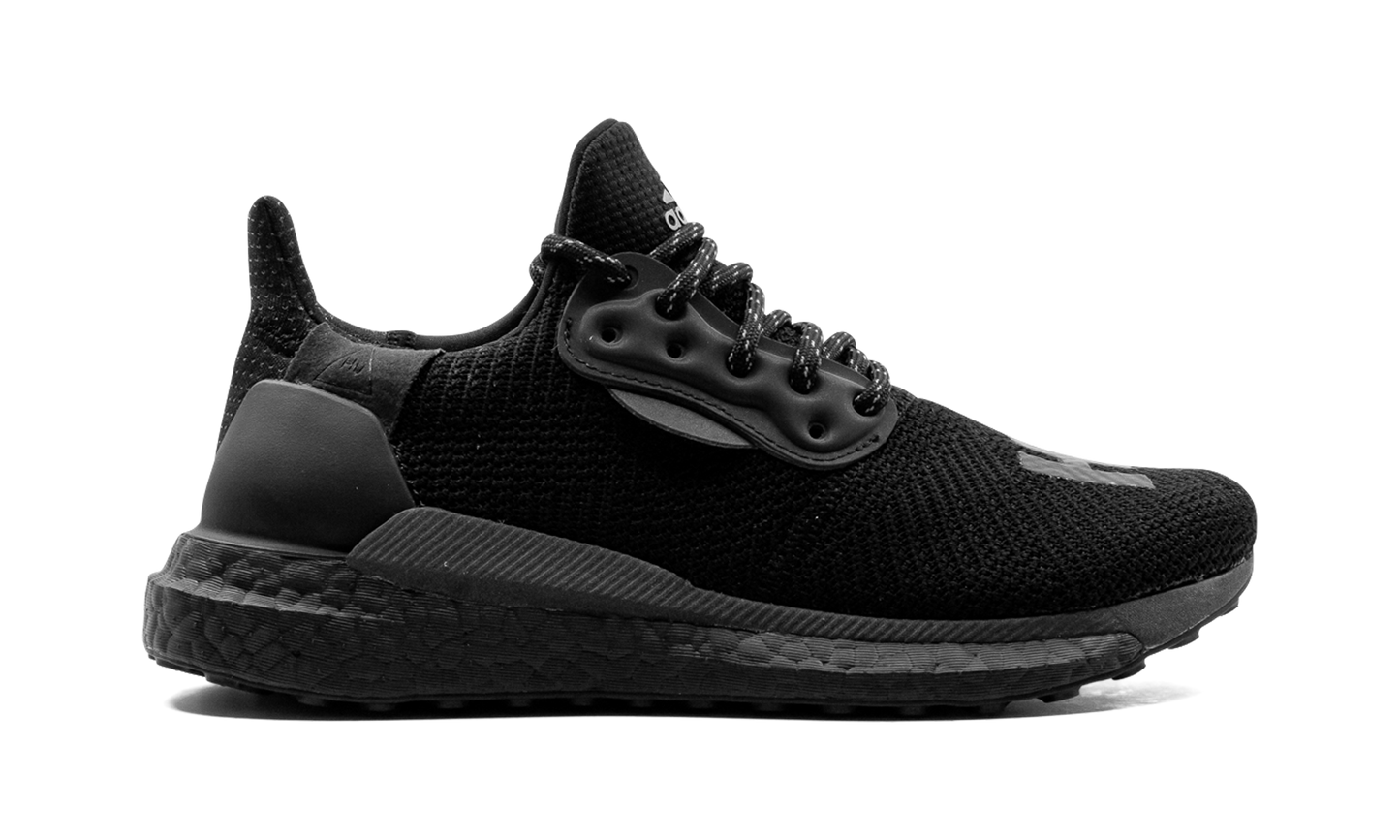 Solar Hu "Pharrell Williams - Core Black" GX2485