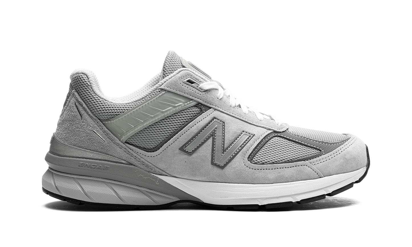 990 V5 "Grey" M990GL52E