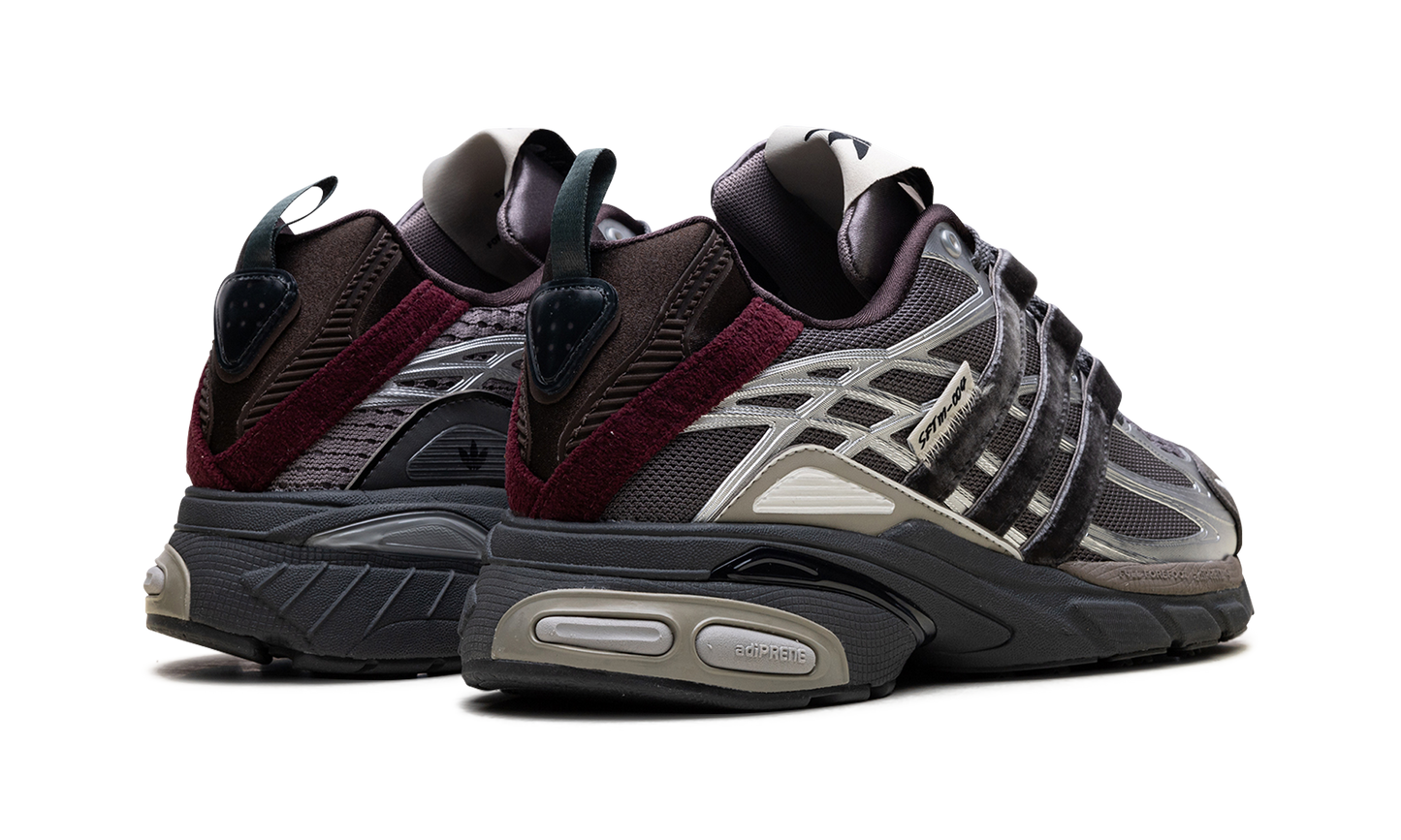 Adistar Cushion "Taupe Metallic Granite" JH9009