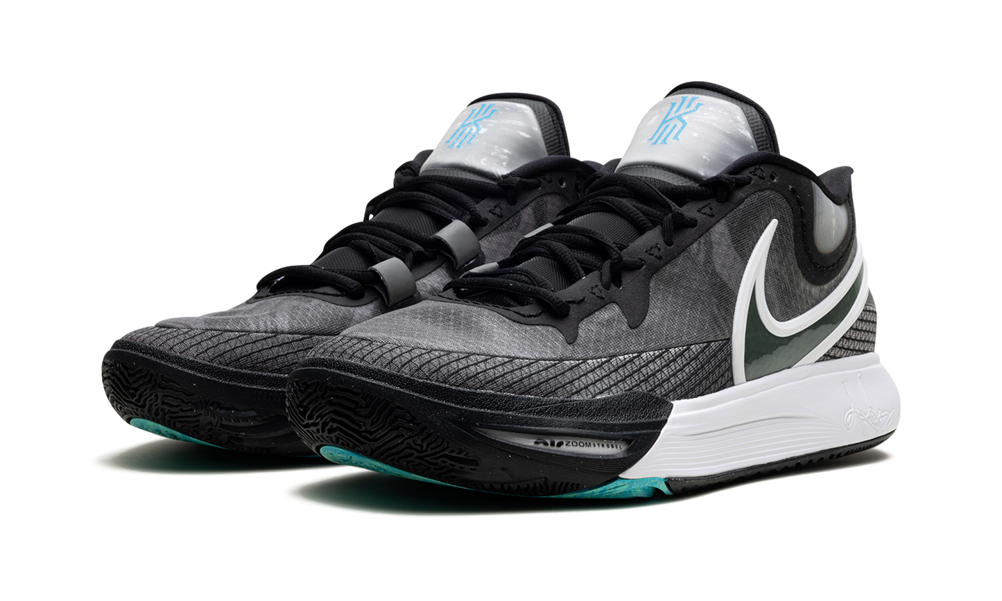 Kyrie 8 "Light Menta"