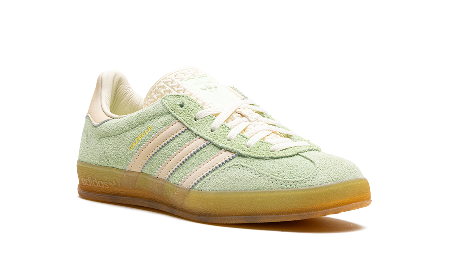 GAZELLE INDOOR WMNS "Semi Green Spark" IE2948