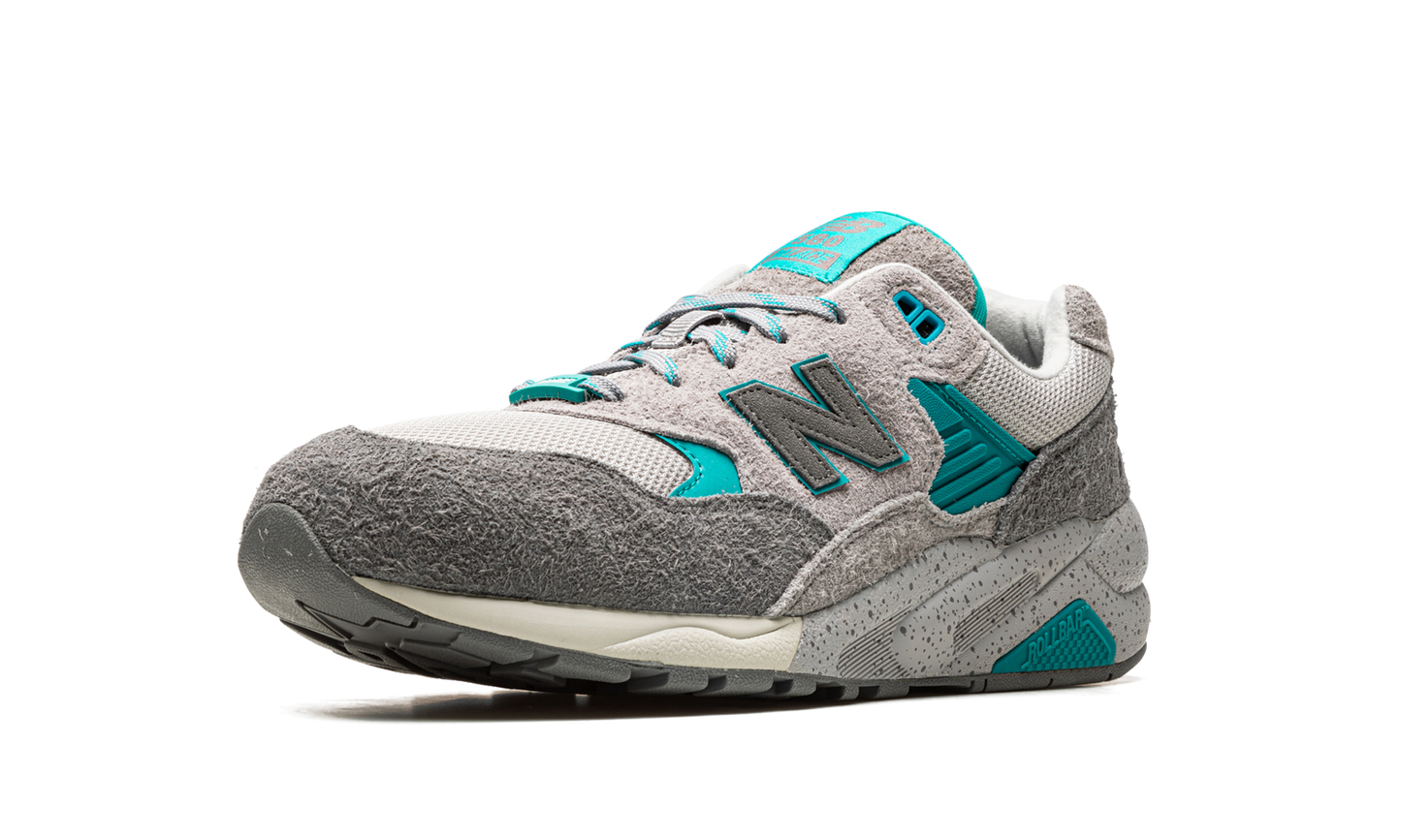 580 "Palace - Gargoyle Lapis Blue" MT580PA2