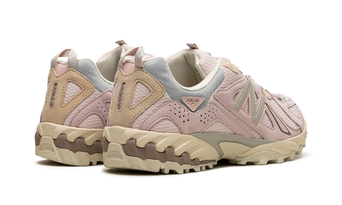 610 "Stone Pink" ML610TH