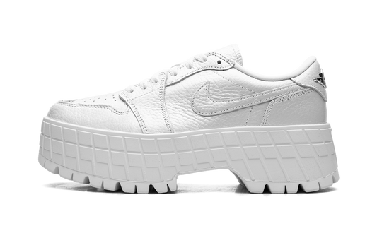 Jordan 1 Brooklyn Low WMNS "White Metallic Silver" HF3184 100