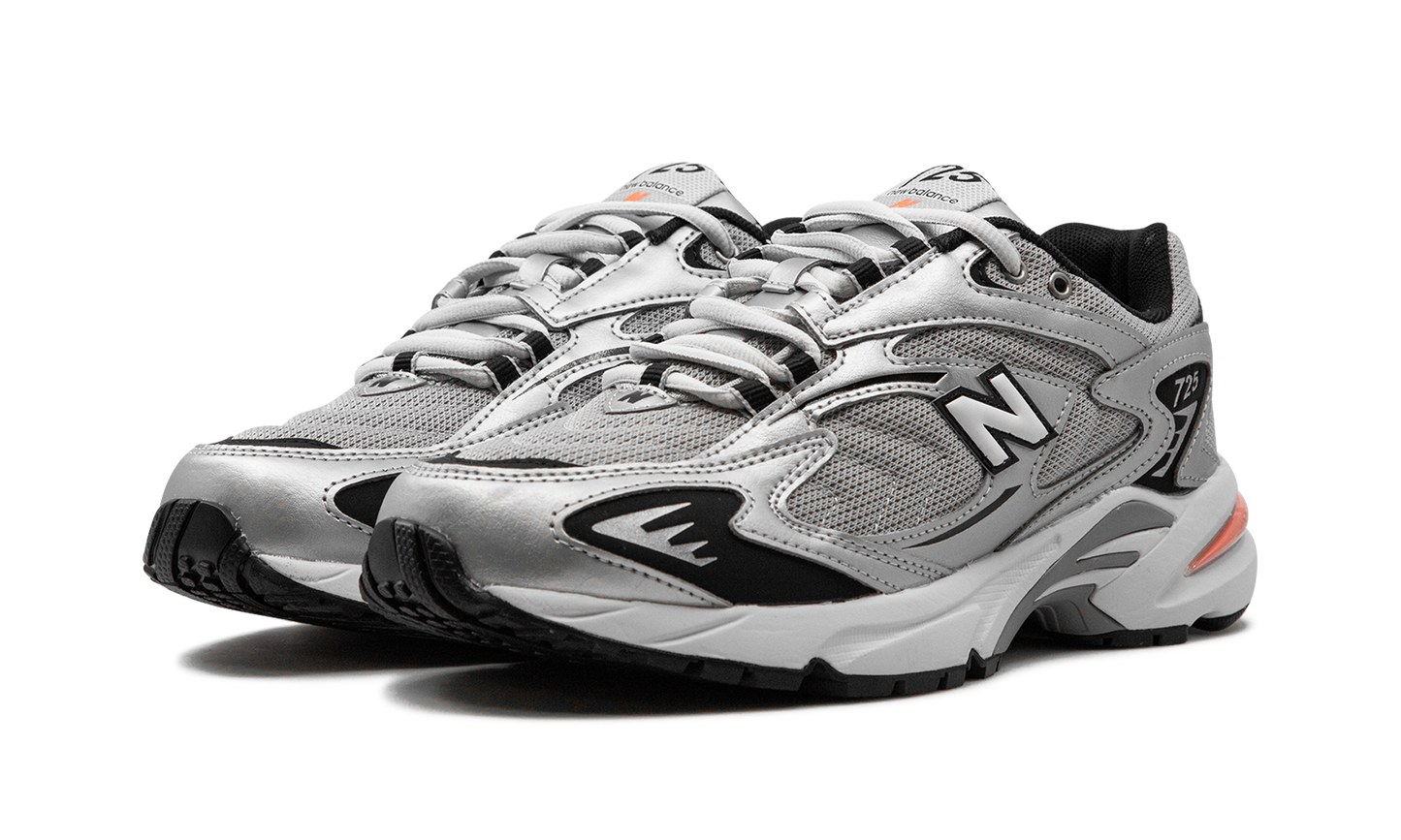 725V1 "METALLIC SILVER" ML725UB