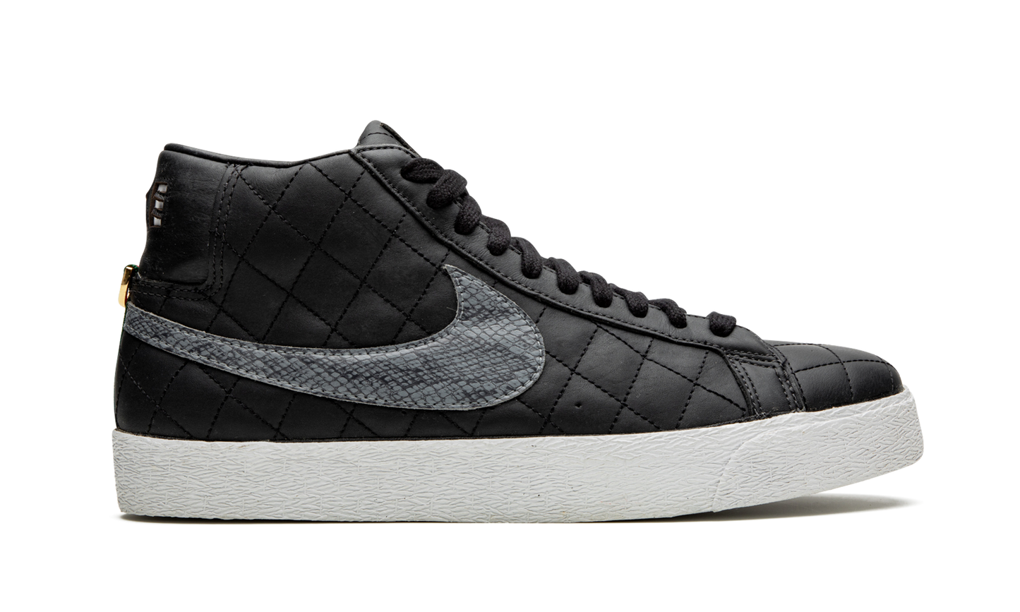 Blazer SB "Supreme - Black (2006)"