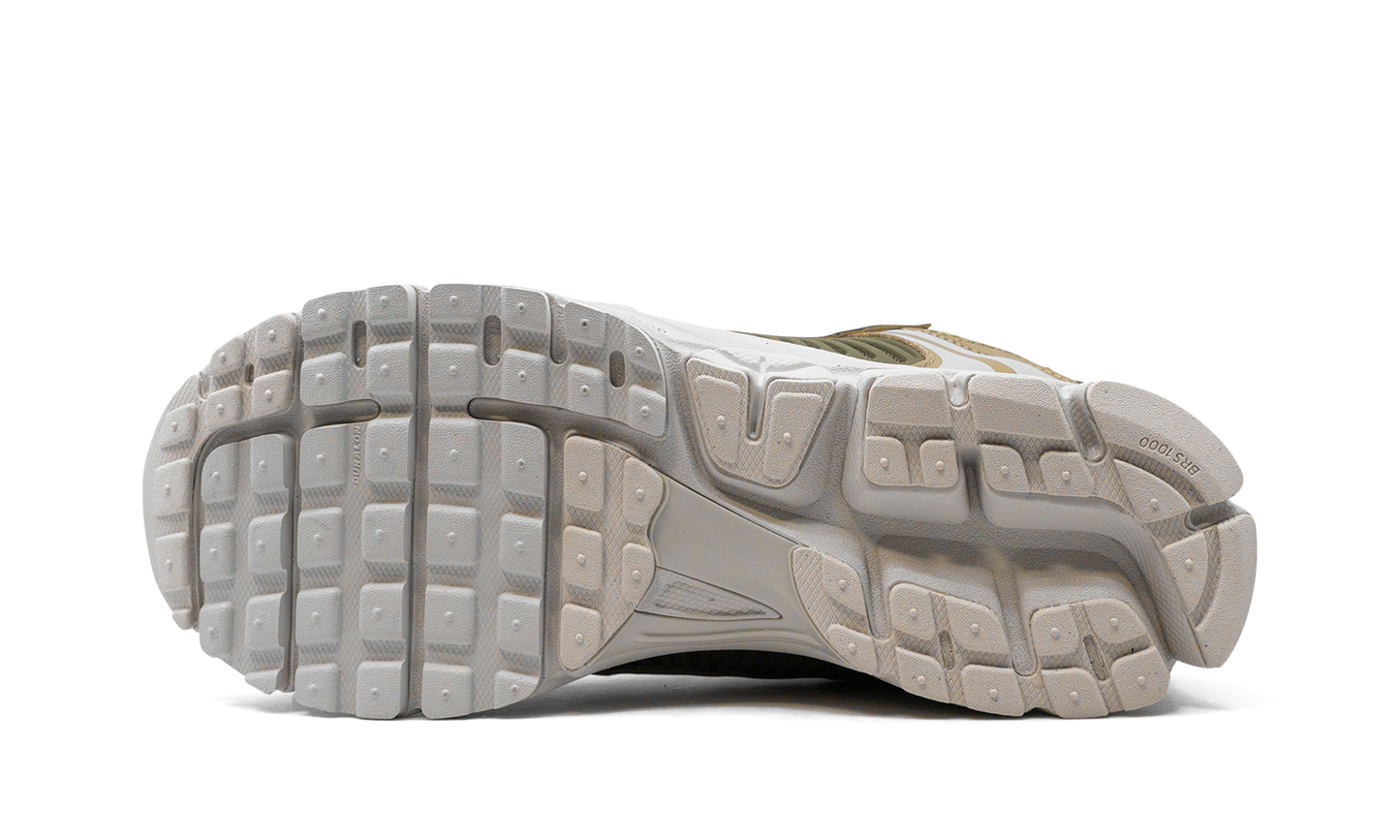 Zoom Vomero 5 "Neutral Olive" FJ1915 200