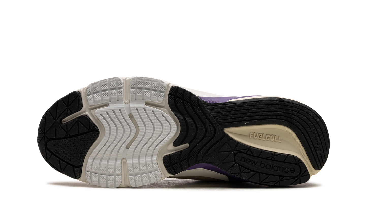 990v6 "Made in USA - Macadamia Nut Magenta" U990TD6