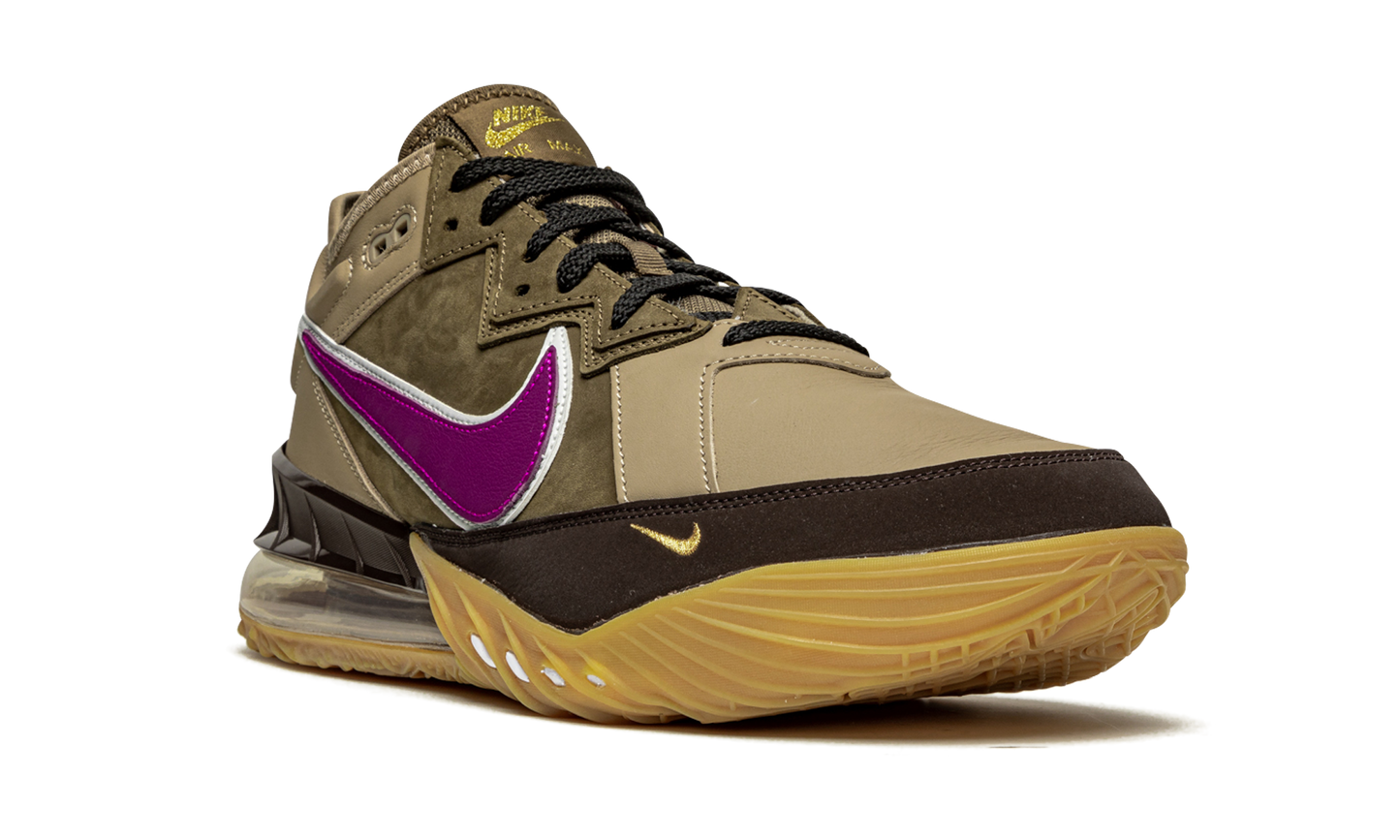 Lebron 18 Low "Atmos - Viotech" CW3153 200