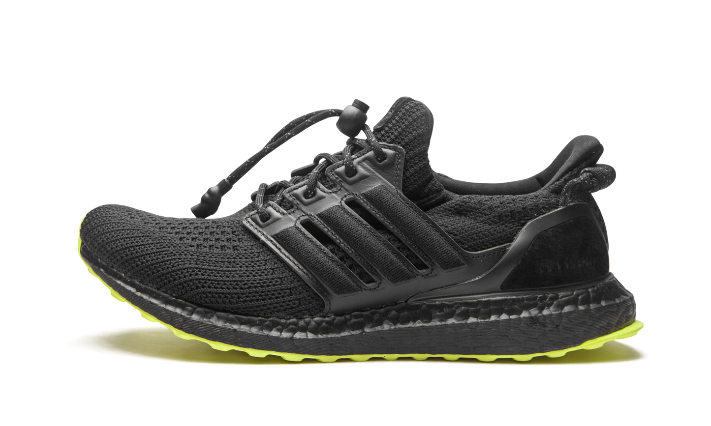 Ultra Boost "Ivy Park - Black / Hi-Res Yellow" GX0200