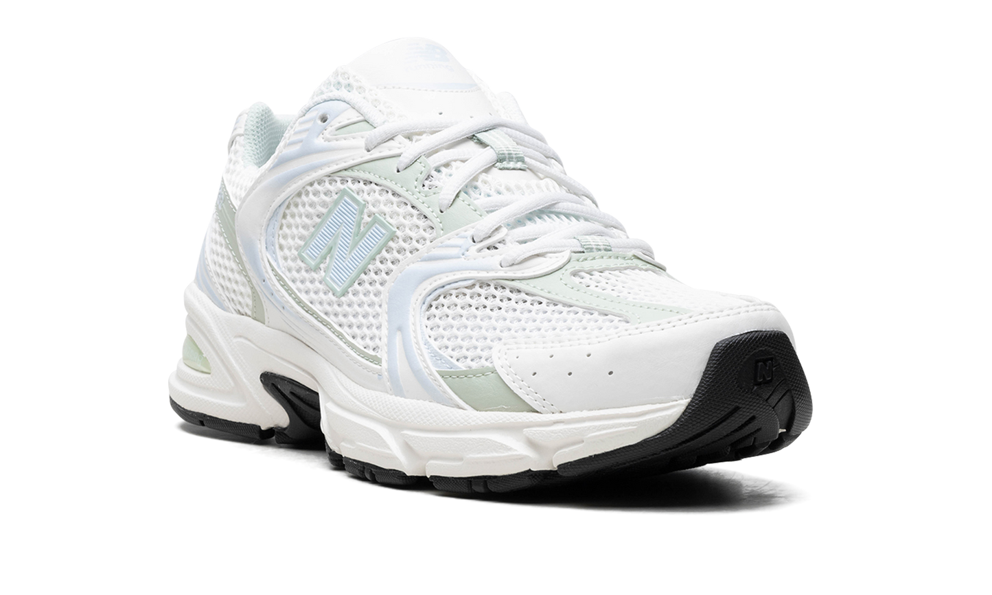 530 "White / Blue" MR530ZO