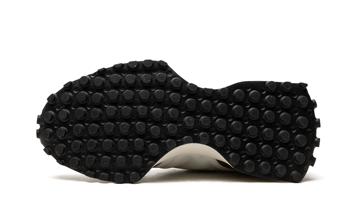 327 "Dark Earth Mushroom" U327LG