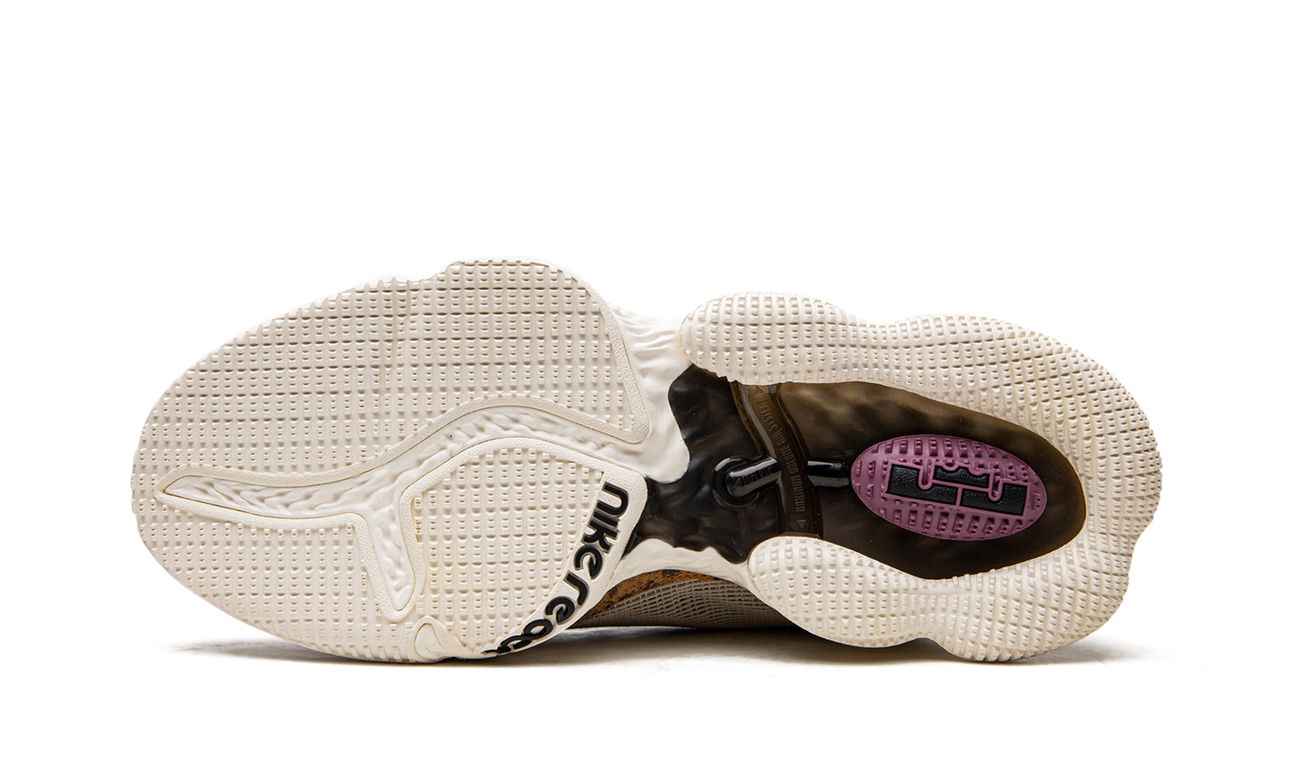 LeBron 19 Low "Animal Pack" DM1058 200