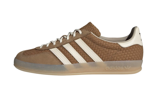 Gazelle Indoor "Brown Desert / Wonder White" JR8851