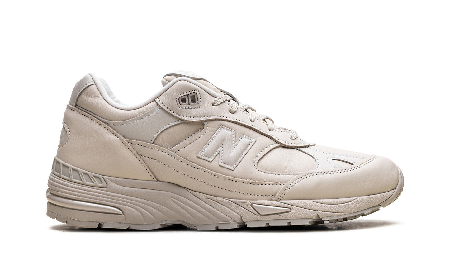 991 "Contemporary Luxe" M991OW